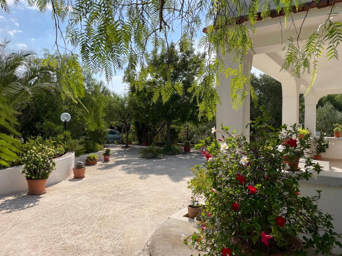 Villa Gioia オストゥーニ エクステリア 写真